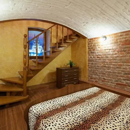 2 Anna Apartment